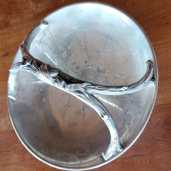 Vintage Silver-Plated Dish by HORACE WOODWARD & CO - Picture 2 of 6